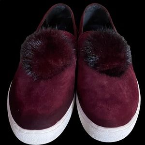 Beautiful Michael Kors Eddy Suede Burgundy Slippers with RABBIT FUR POM POM